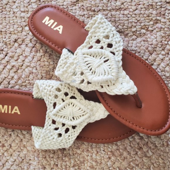 mia donna macrame sandal